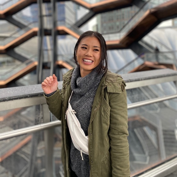 Meet your Posher, Susan - Picture 1 of 3